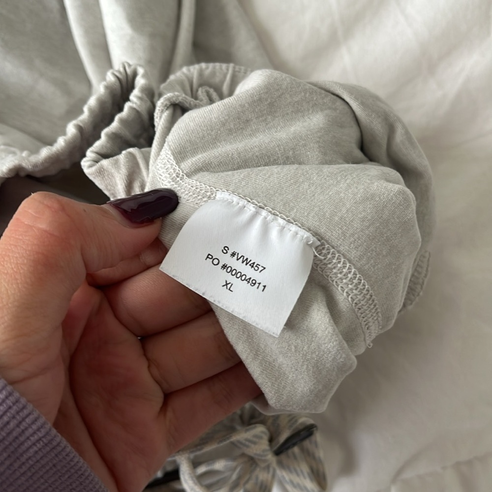 Vuori Light Gray Lounge Pants - Picture 3 of 3